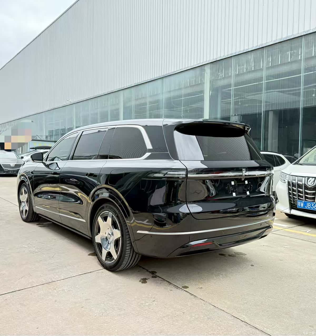 Deepal S09, 2025 6