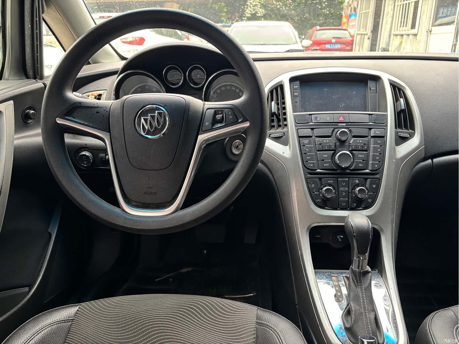 Buick XT, 2013 9