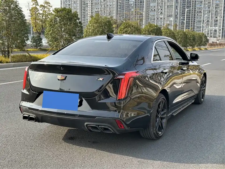 Cadillac CT4