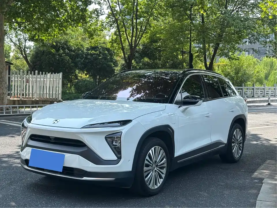 NIO ES6