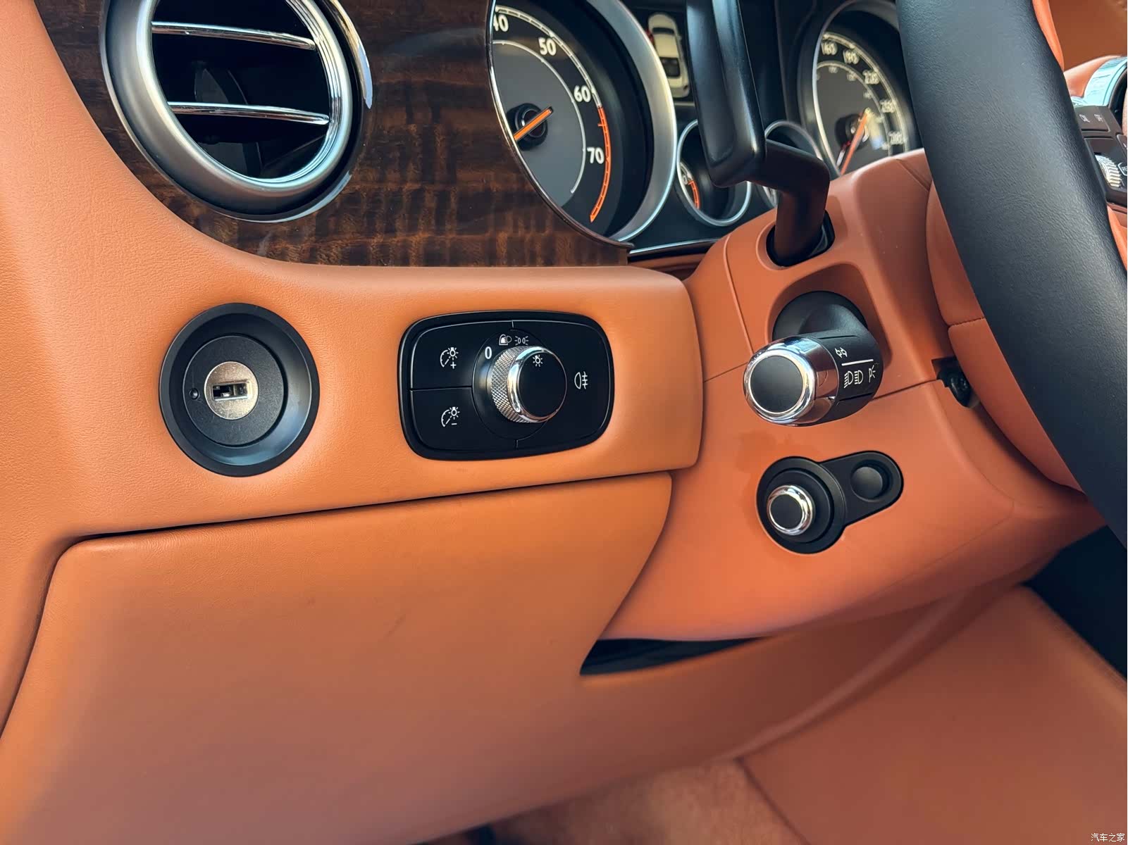 Bentley Continental GT, 2014 10