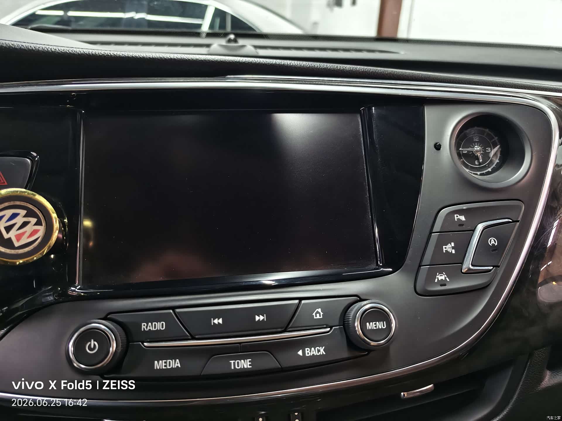 Buick Envision Plus, 2015 17