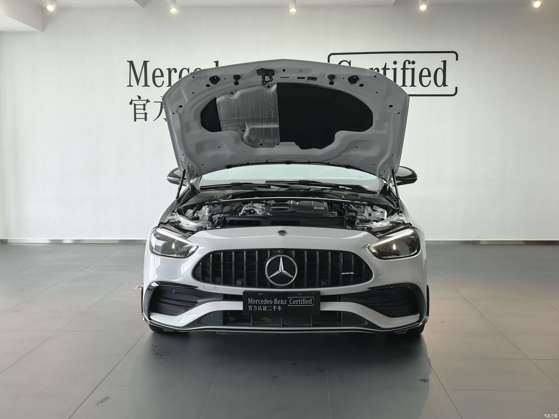 Mercedes-Benz C-Class, 2025 3