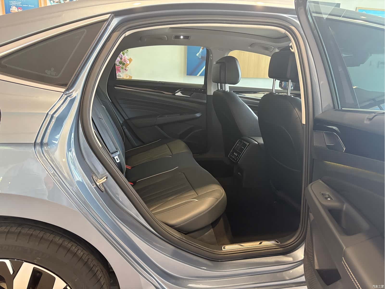 Volkswagen Passat, 2021 8