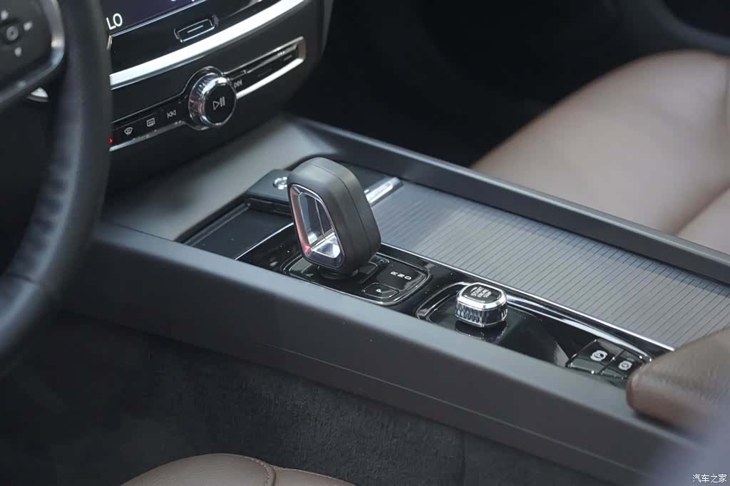 Volvo S60, 2021 13