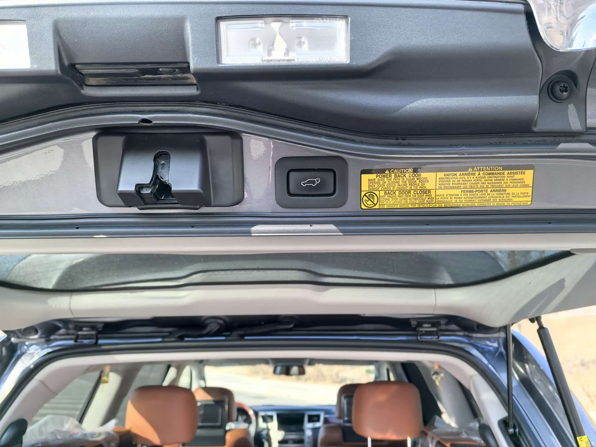 Lexus LX, 2013 16