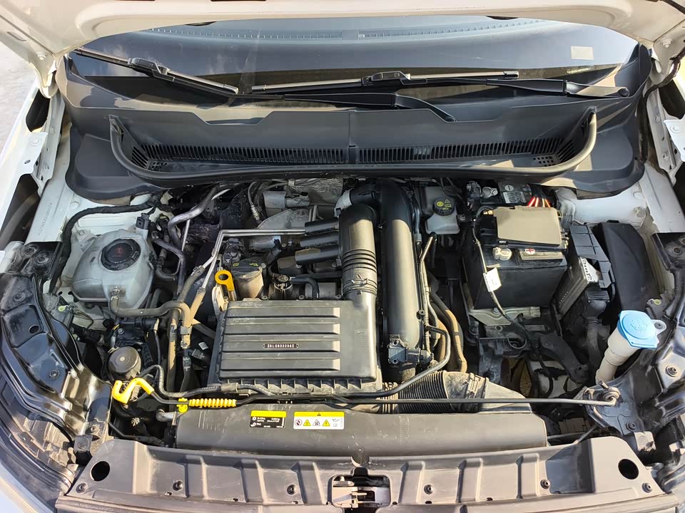 Volkswagen Exploring the shadow