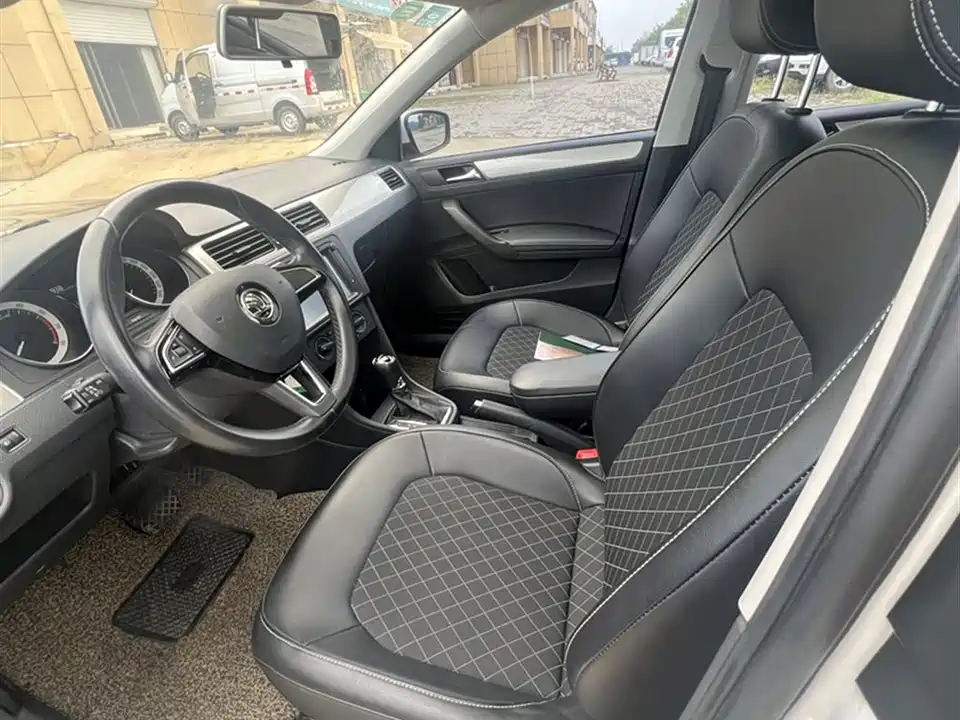 Skoda Xindong