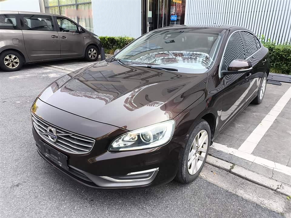 Volvo S60