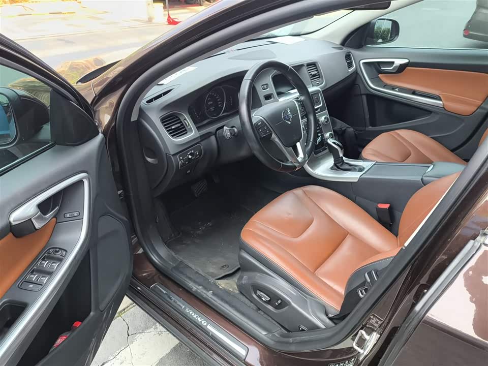 Volvo S60