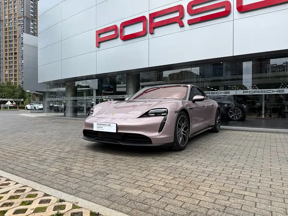 Porsche Taycan