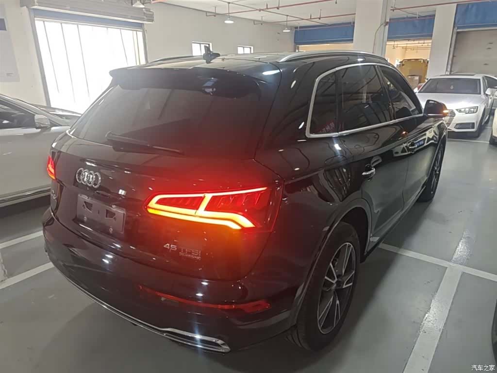 Audi Q5L, 2019 7