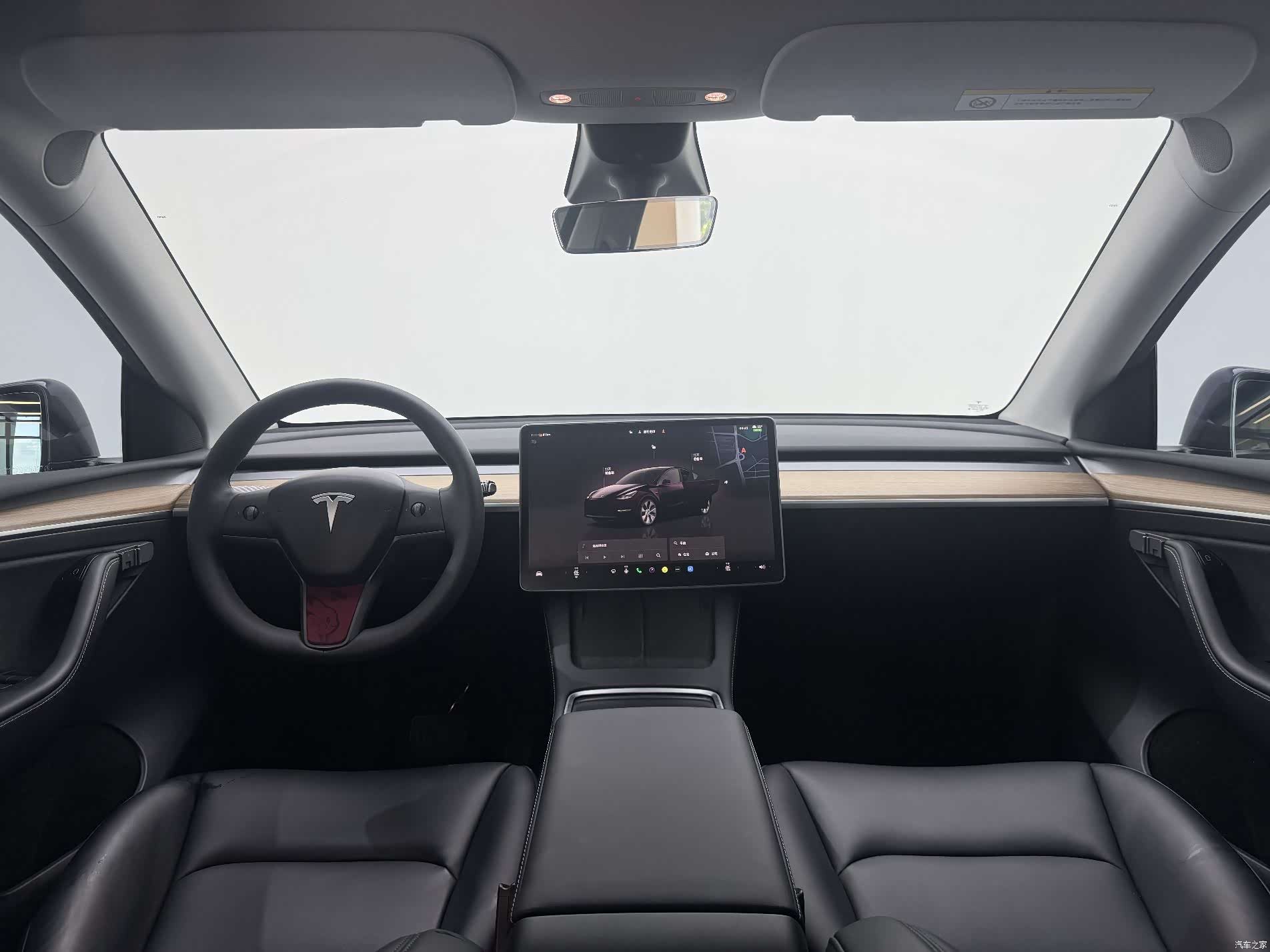 Tesla Model Y, 2022 11