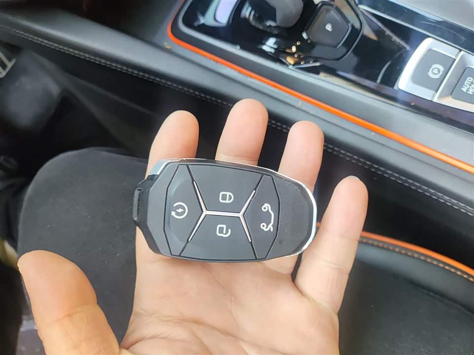 Lynk & Co 02 Hatchback