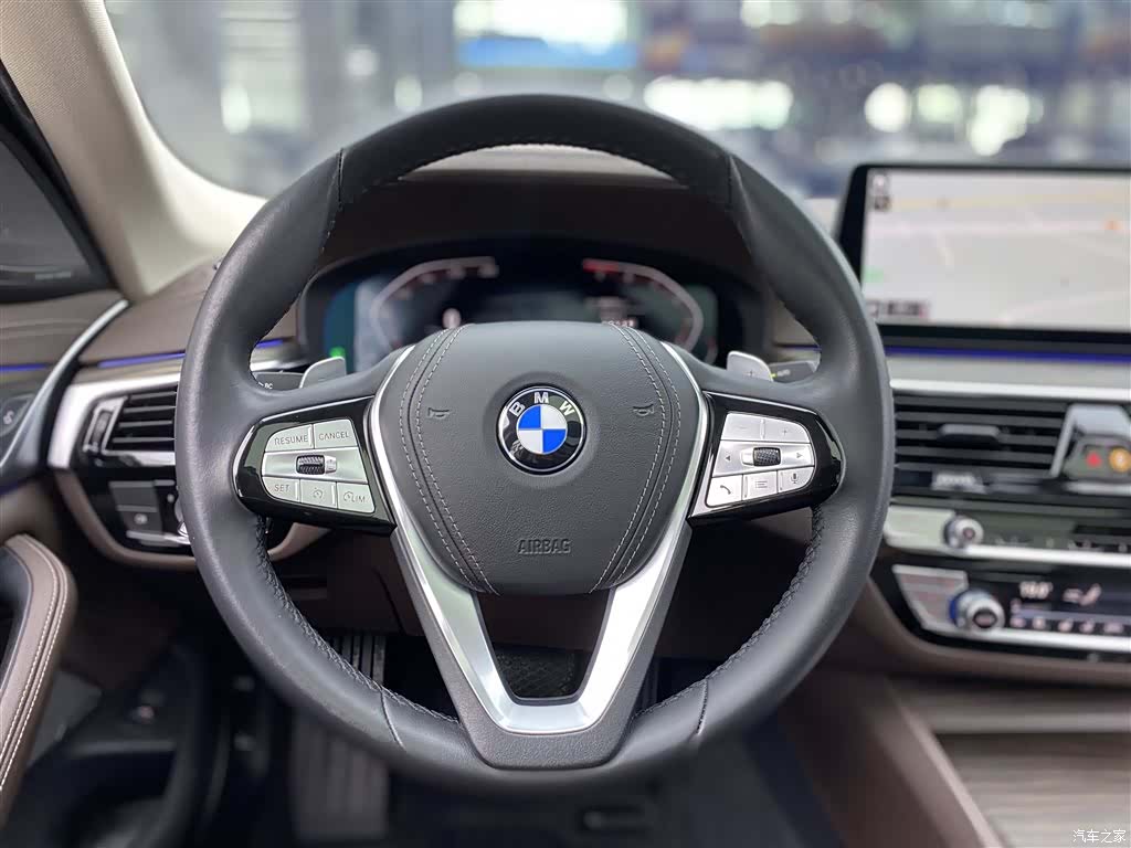 BMW 5 Series, 2022 12