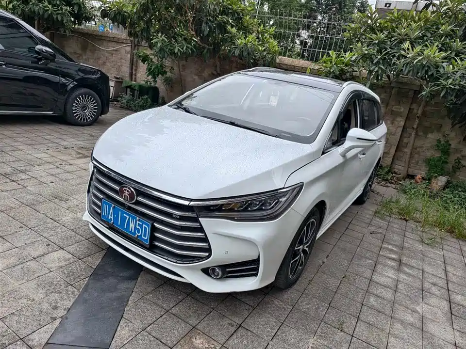 BYD Song MAX