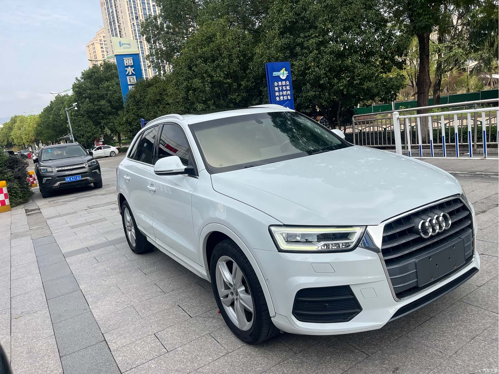 Audi Q3, 2017 4