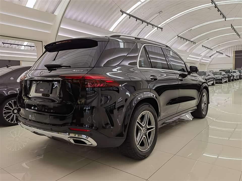 Mercedes-Benz GLE Mercedes-Benz GLE