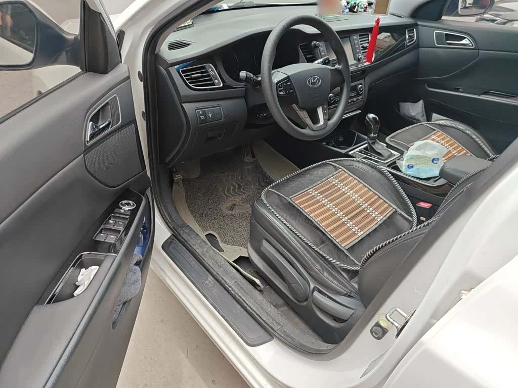 Hyundai GLS, 2016 14