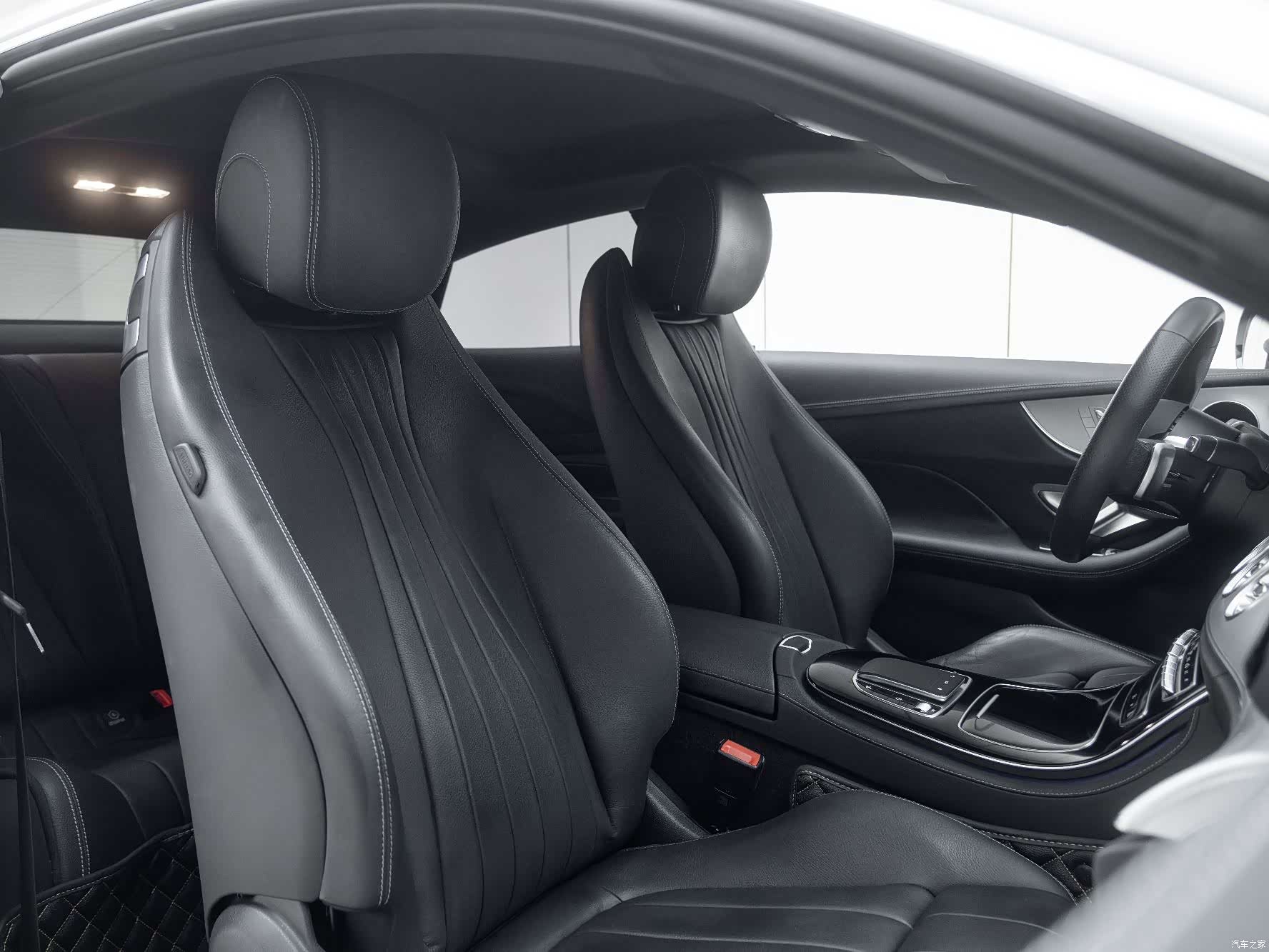 Mercedes-Benz E-Class, 2023 6