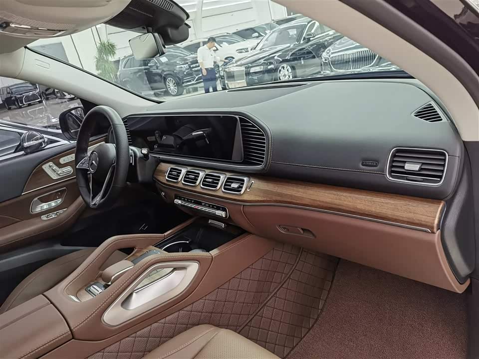 Mercedes-Benz GLE Mercedes-Benz GLE