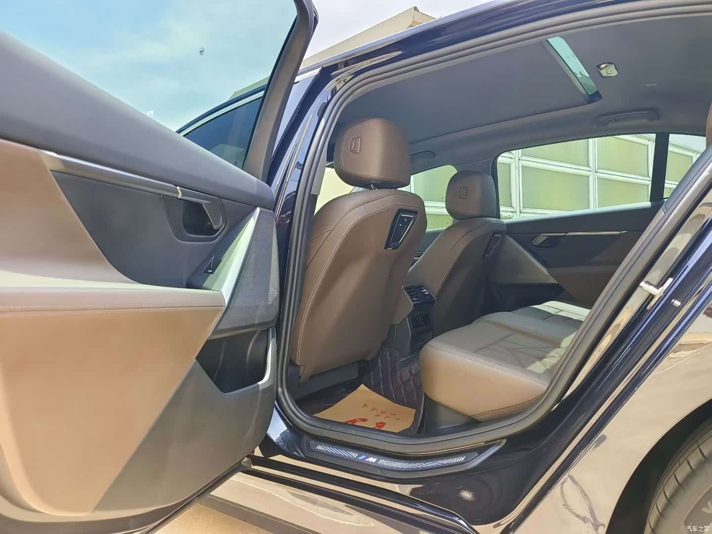 BMW i5, 2024 все фото