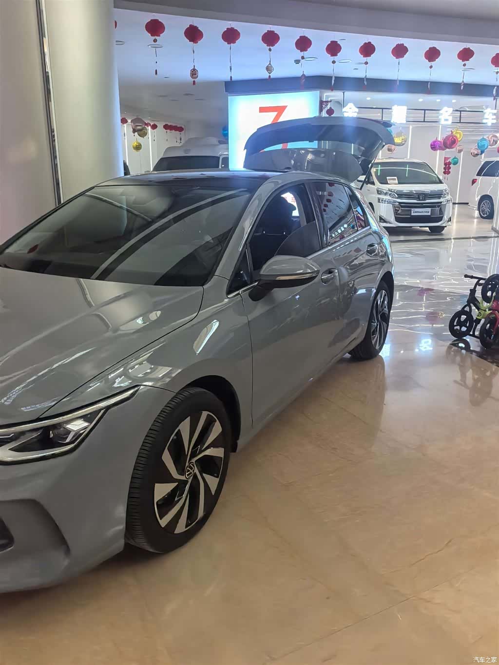 Volkswagen Golf, 2025 2