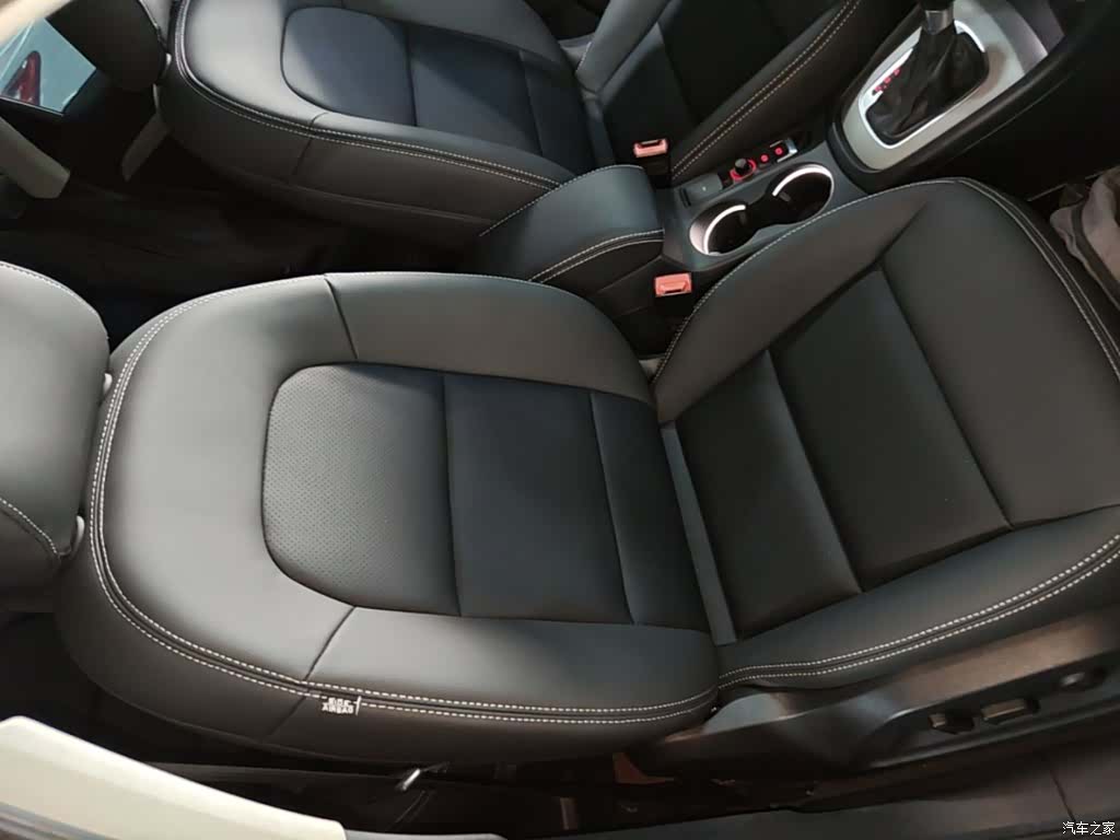 Audi Q3, 2016 25