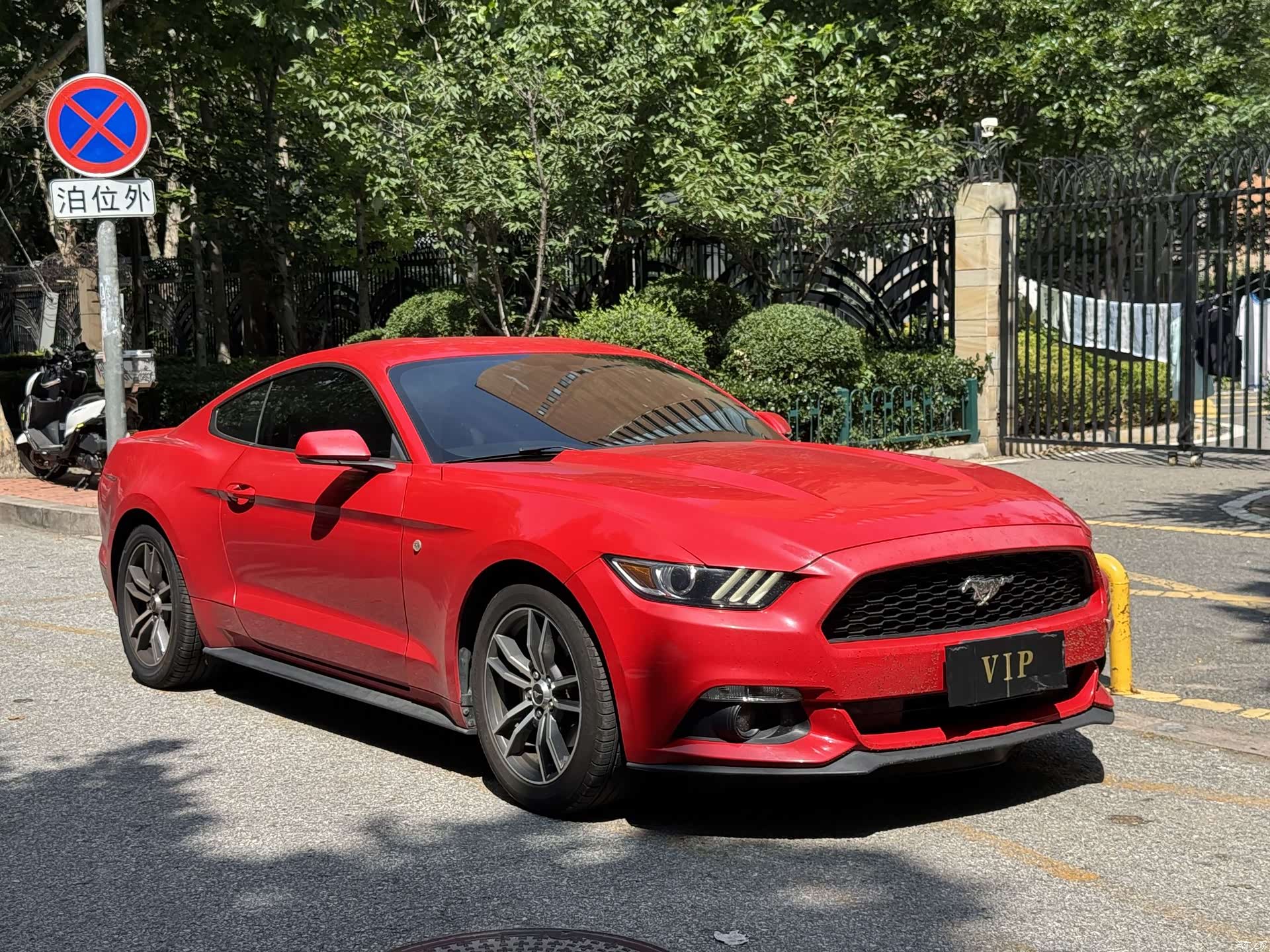 Ford Mustang, 2017 3