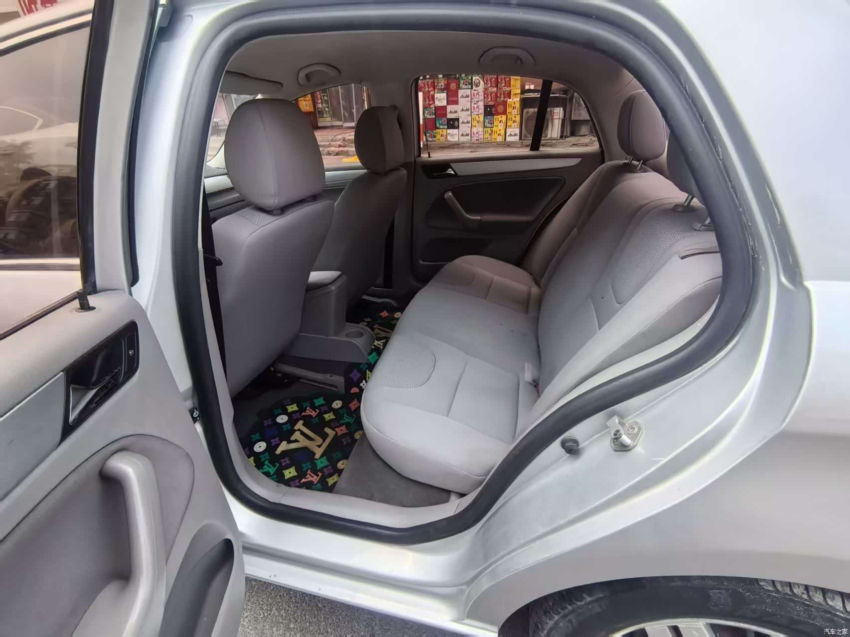Volkswagen Bora, 2011 9