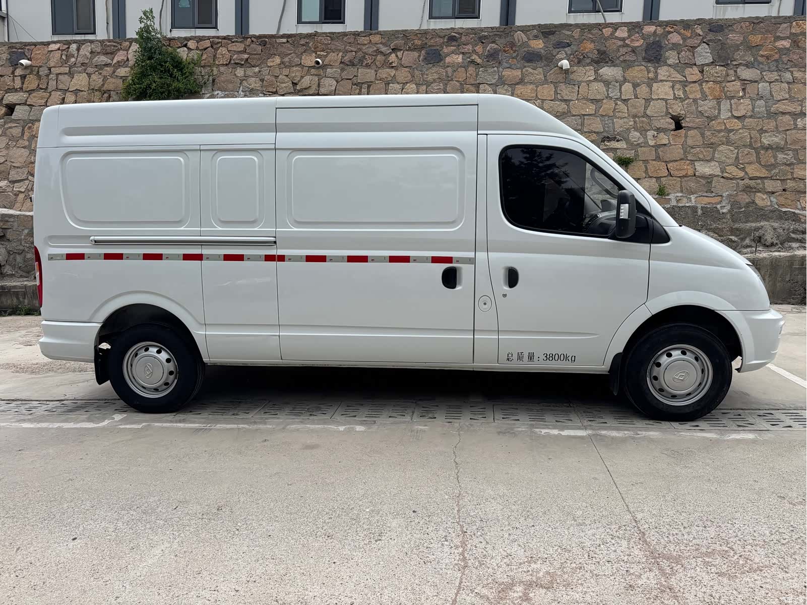 Maxus V80, 2022 4