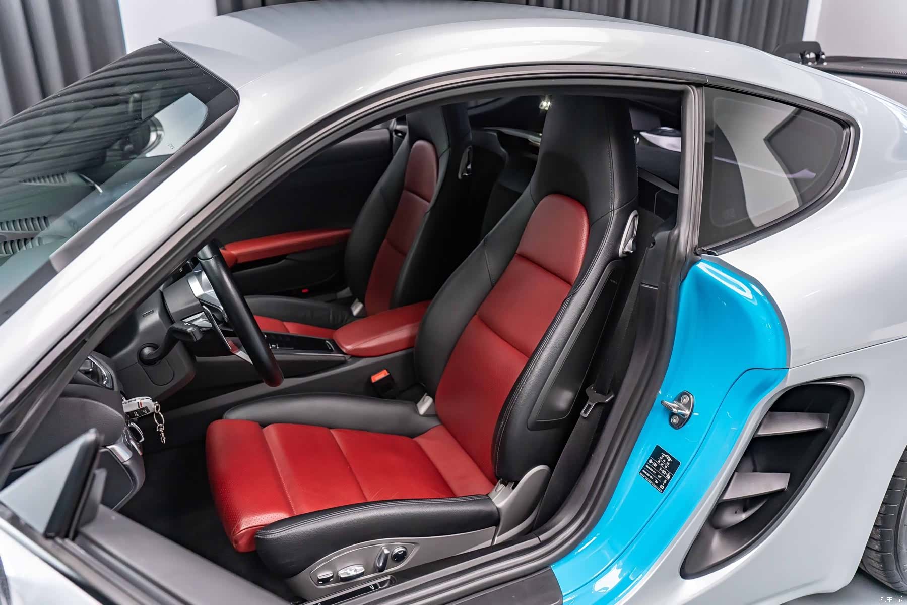 Porsche Cayman, 2018 9