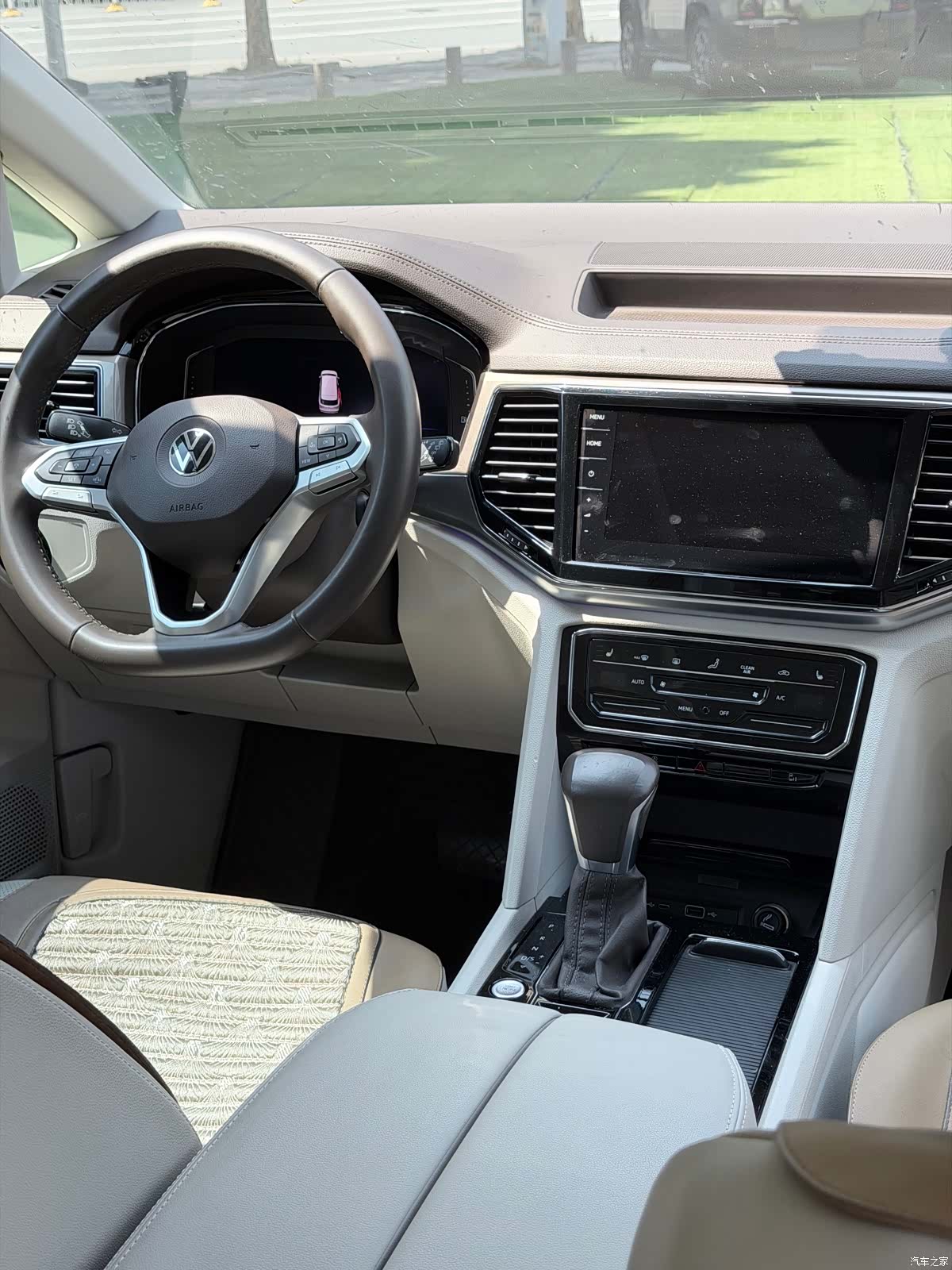 Volkswagen Viloran, 2020 14