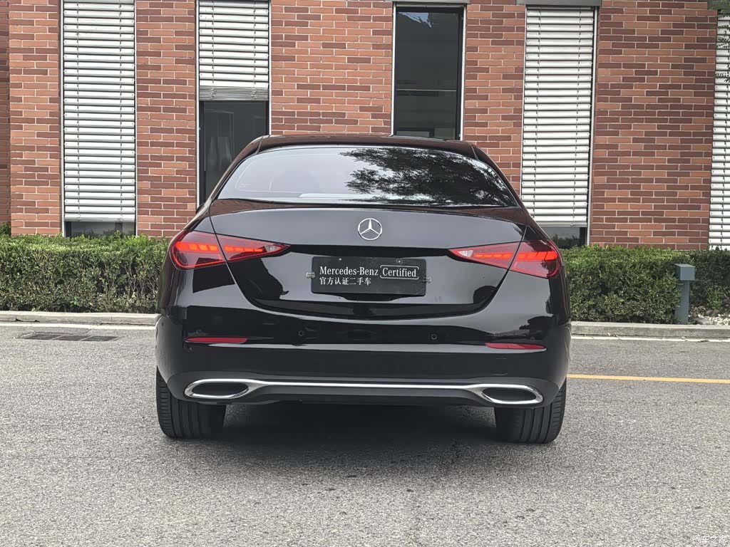 Mercedes-Benz C-Class, 2025 12