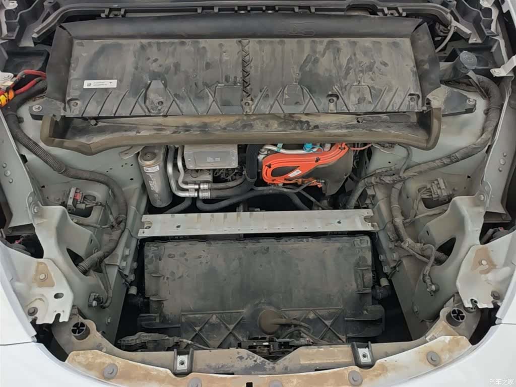 Tesla Model Y, 2022 20