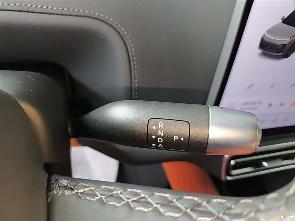 Li Auto L8, 2023 14