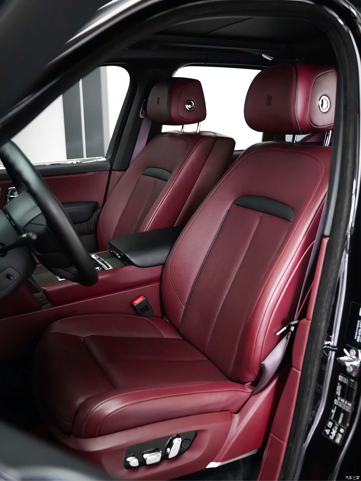 Rolls-Royce Cullinan, 2019 9