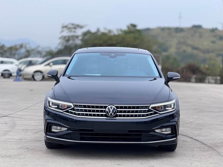 Volkswagen Magotan 2023, фото 2
