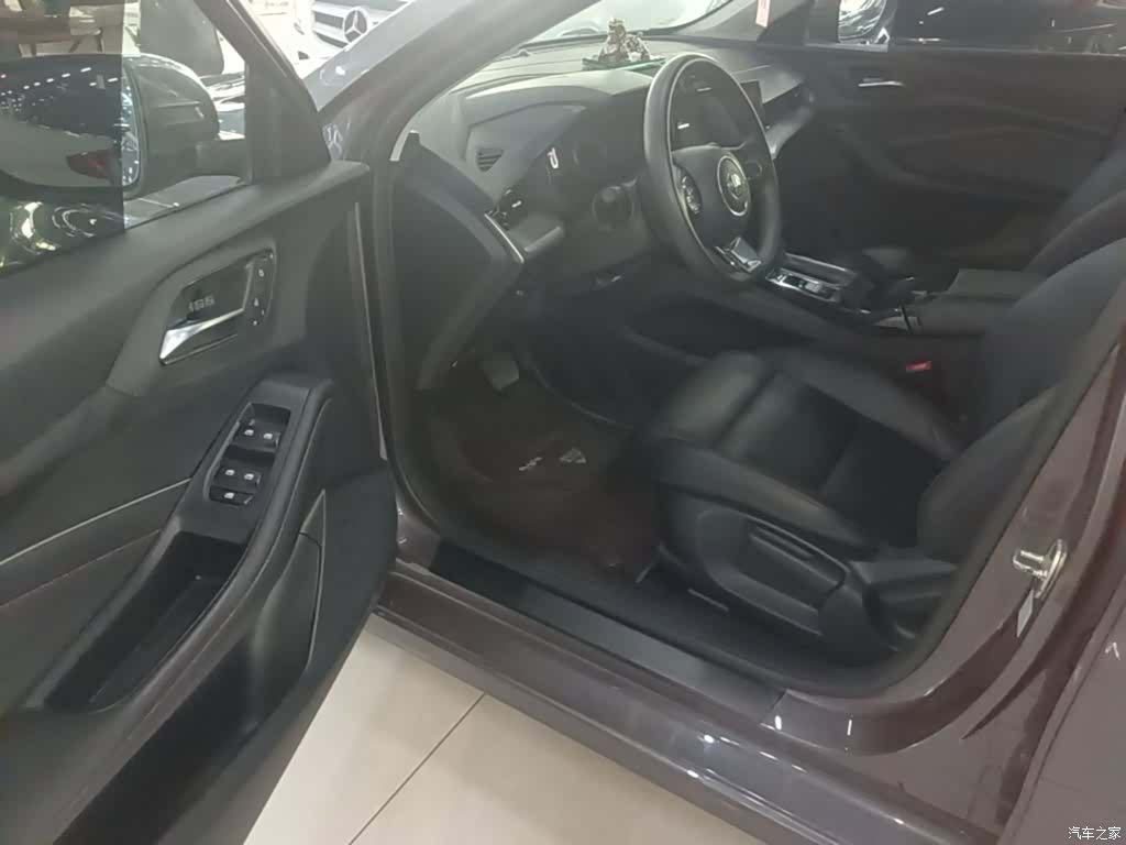 MG MG5, 2022 16