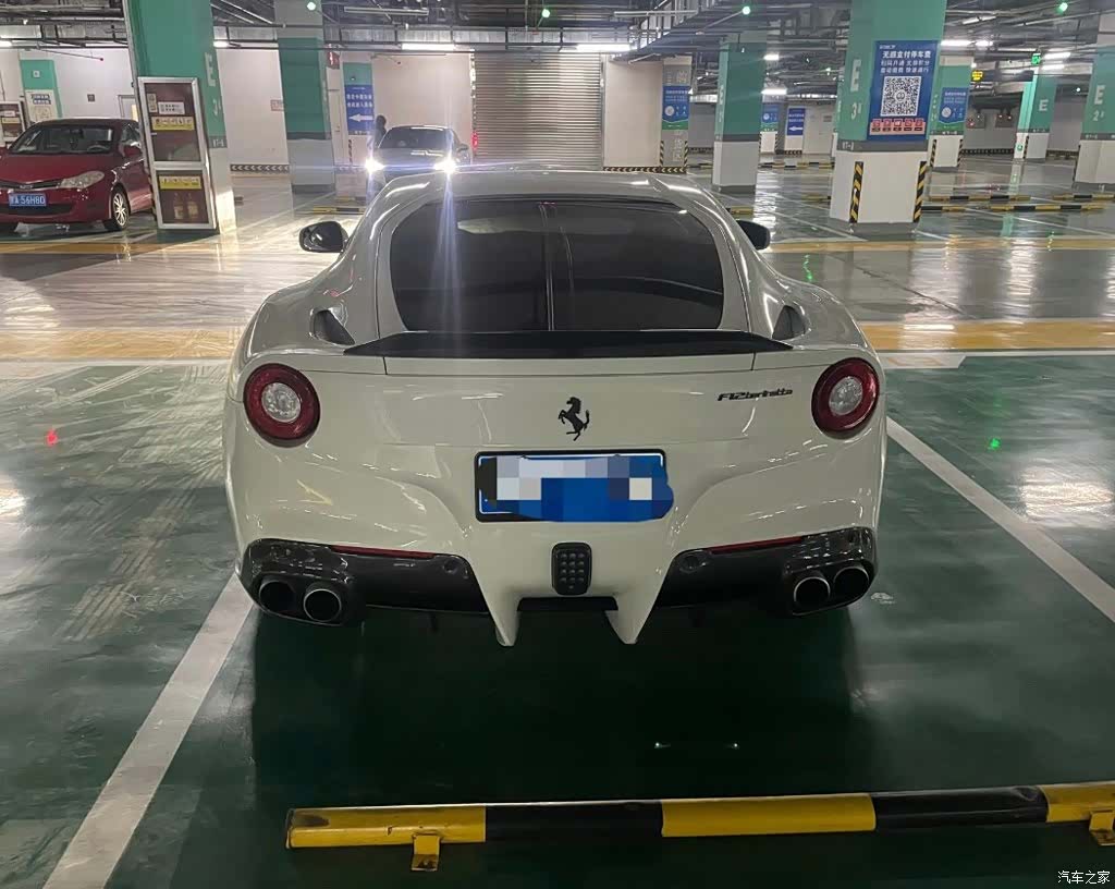 Ferrari F12ber, 2019 все фото