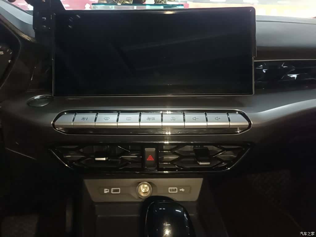 MG MG5, 2022 13