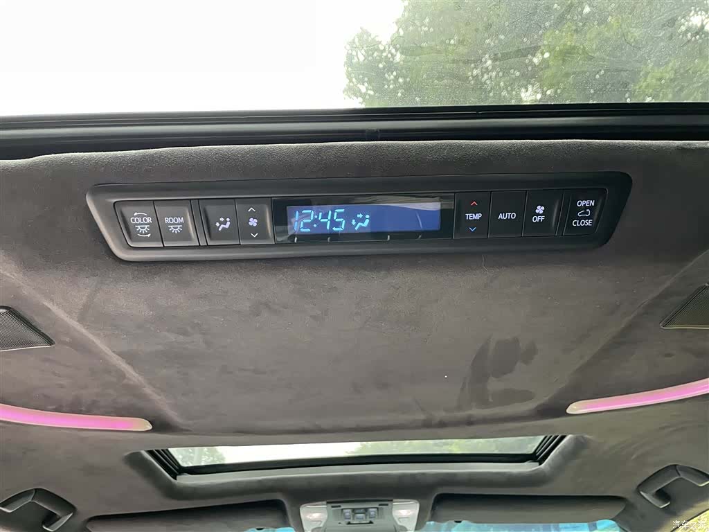Toyota Alphard, 2018 17