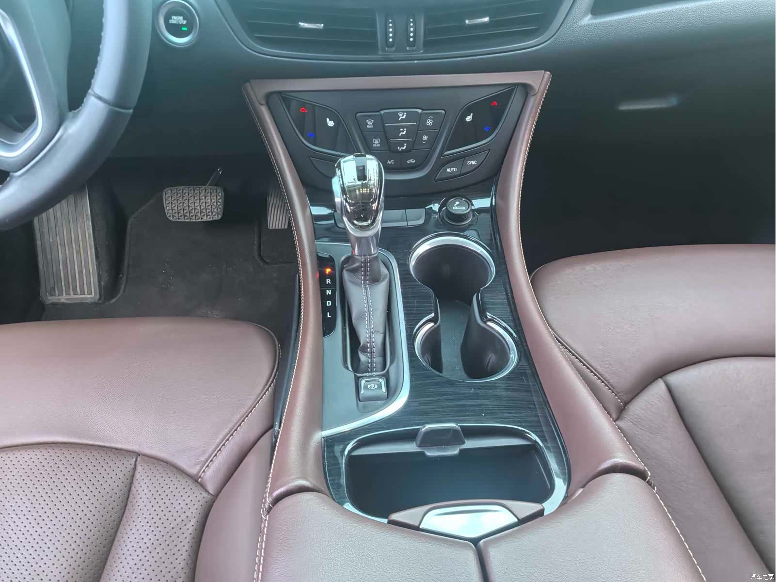 Buick Envision Plus, 2021 13