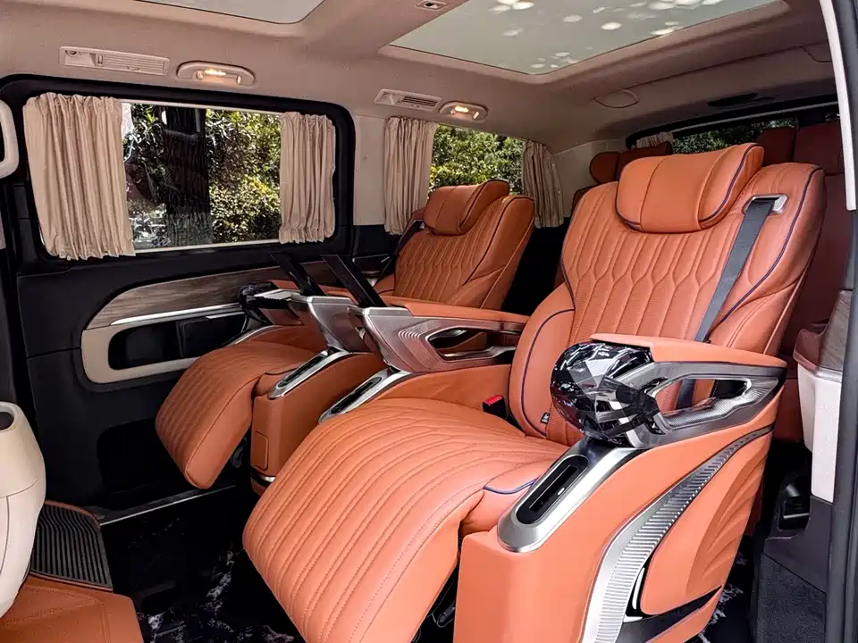 Mercedes-Benz V-class