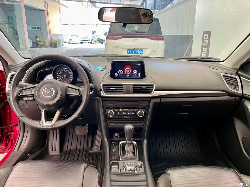 Mazda Mazda3, 2018 8