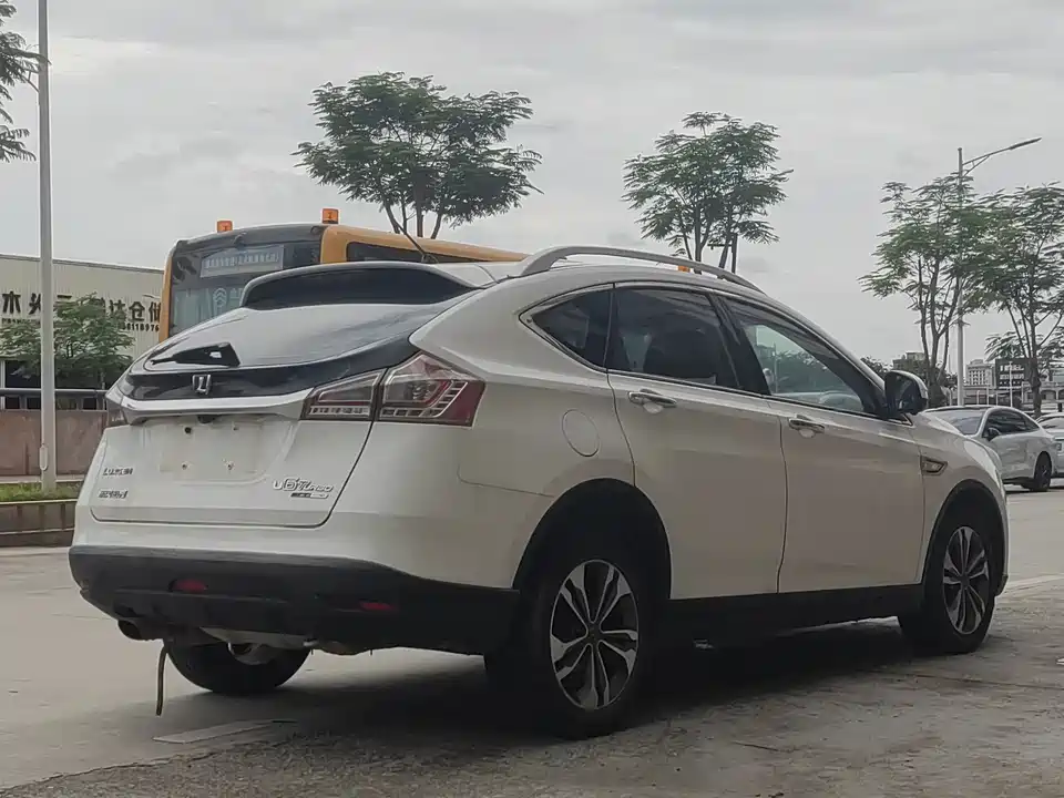 Luxgen Excellent 6 SUV