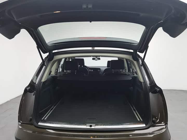 Audi Q7 2015 40 TFSI dian cang xing