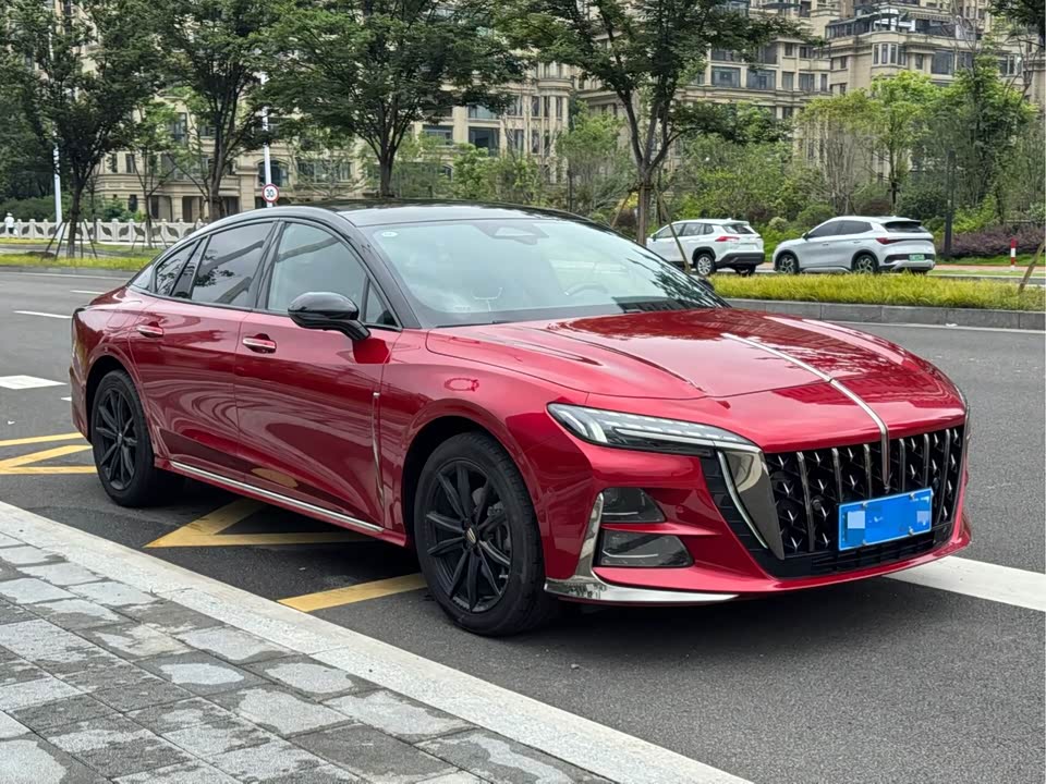 Hongqi H6