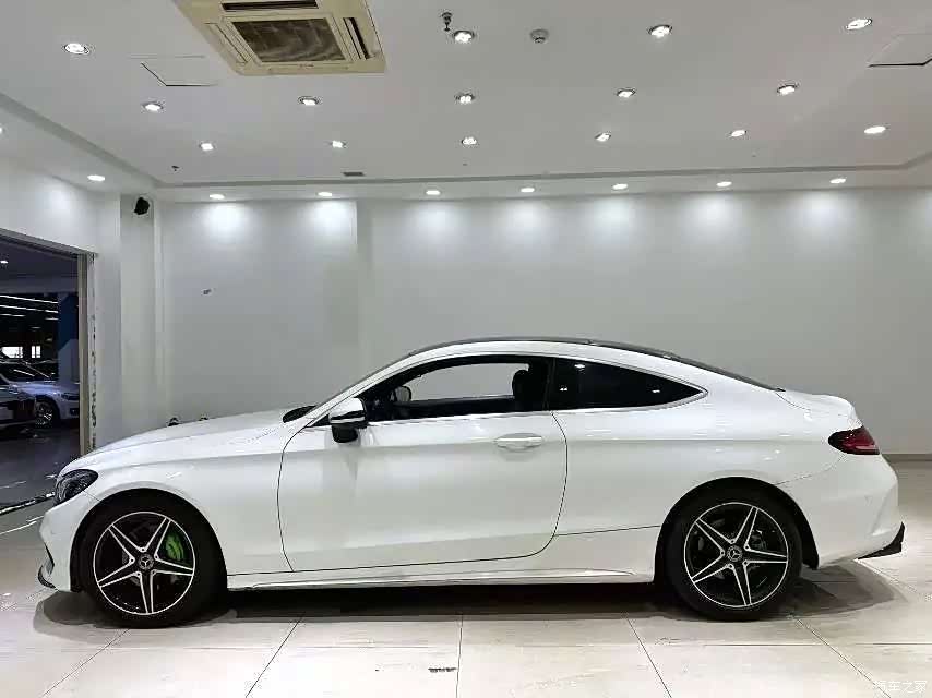 Mercedes-Benz C-Class, 2017 9