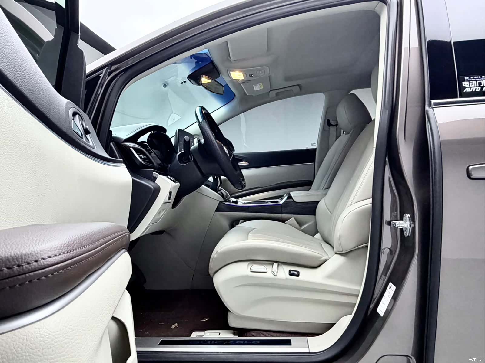 Buick GL8, 2024 20